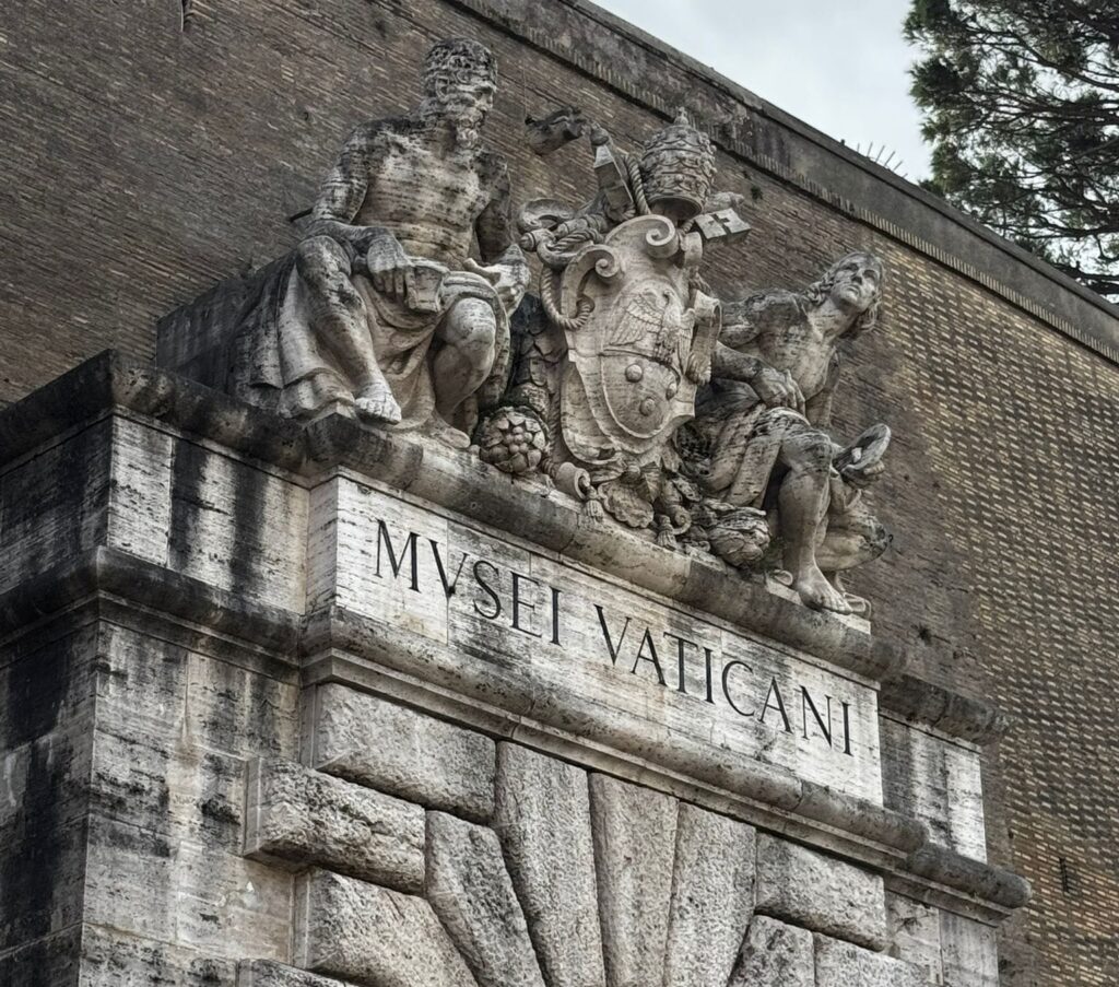 visita i musei vaticani senza bagagli - leave your bags