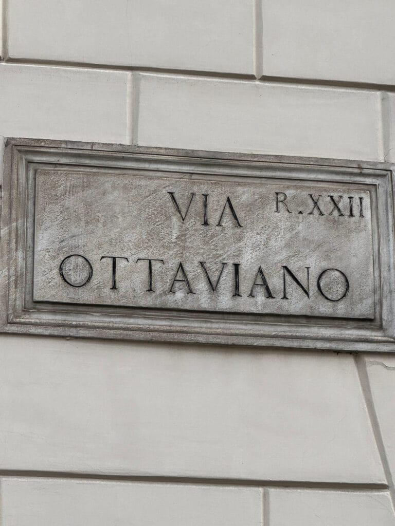 deposito bagagli via ottaviano roma centro